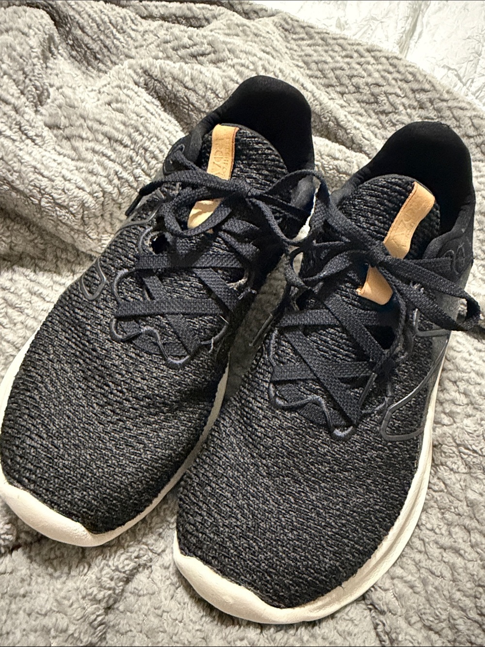 New Balance Fresh Foam Roa V2